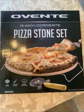 NEVER USED! Ovente 13-Inch Cordierite Pizza Stone